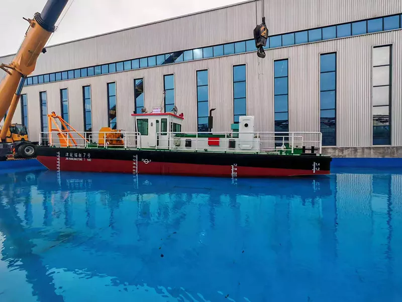 多目的浚渫船作業船